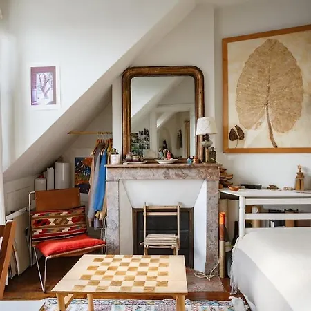 Apartment Sous Le Ciel De Paris, Petite Paris